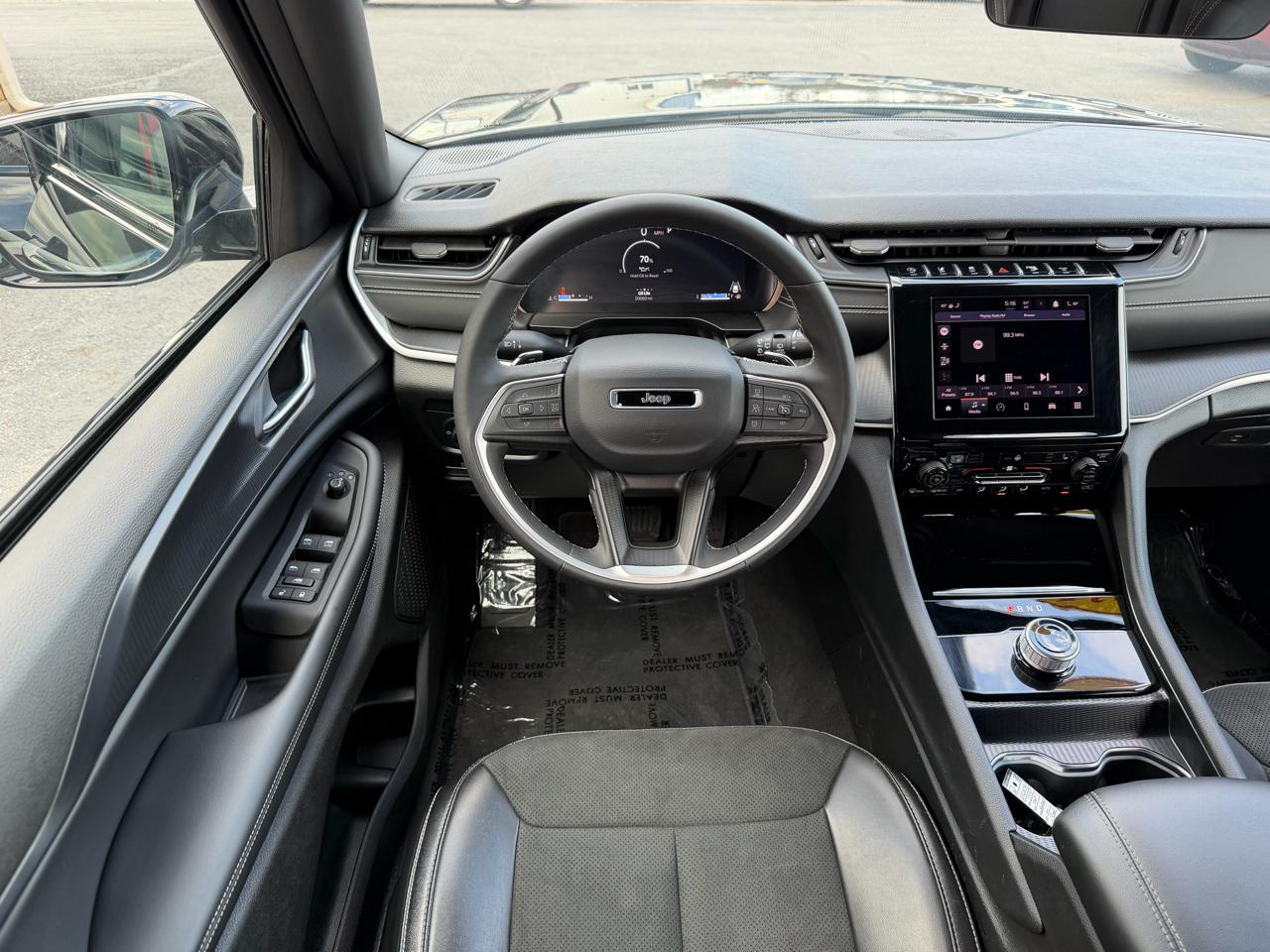 Jeep Grand Cherokee Altitude 4x4 2025