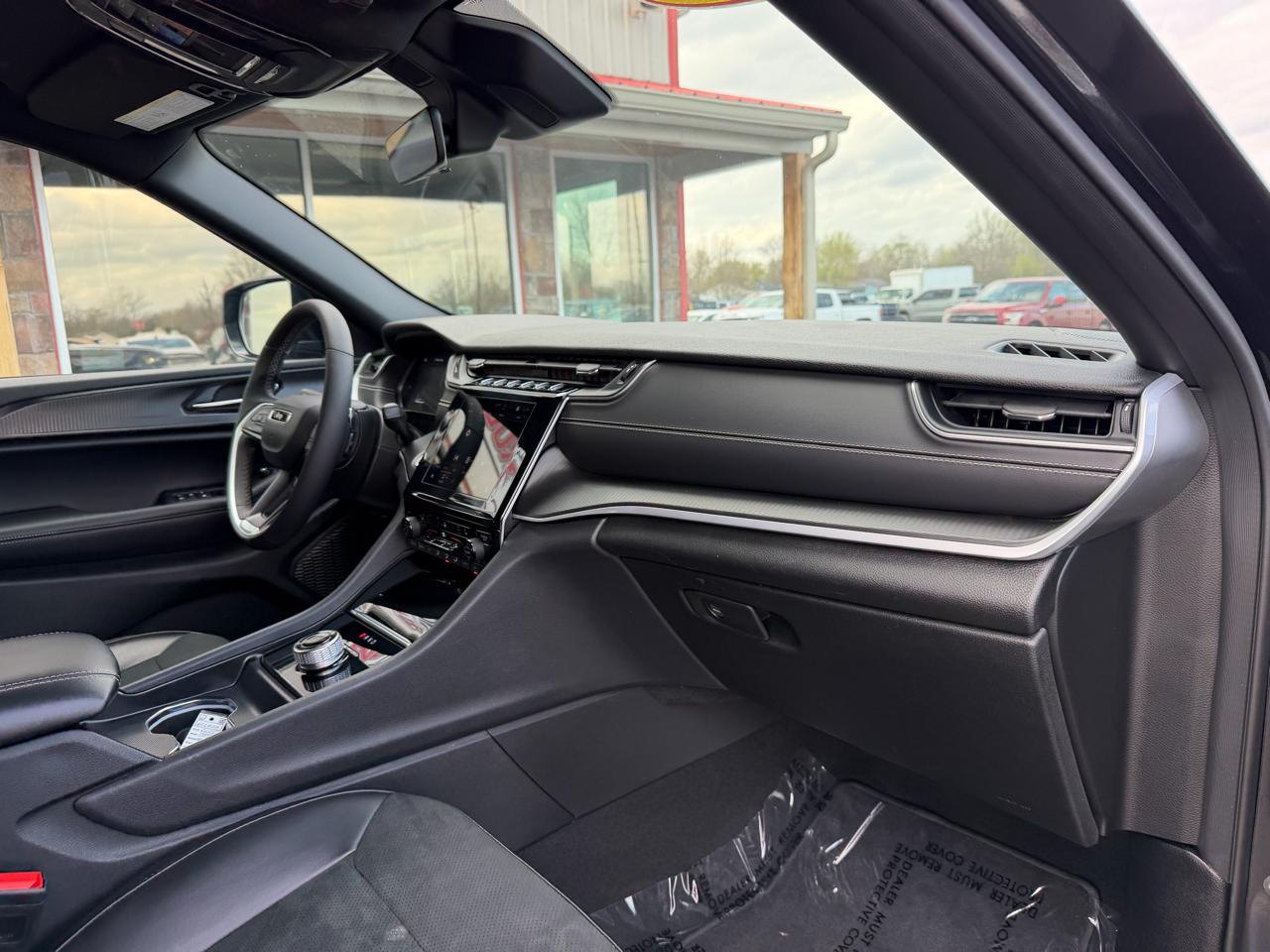 Jeep Grand Cherokee Altitude 4x4 2025