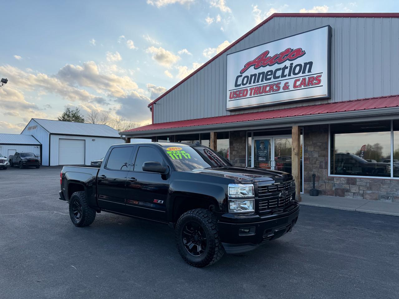 Chevrolet Silverado 1500 4WD Crew Cab 143.5" LTZ w/2LZ 2015