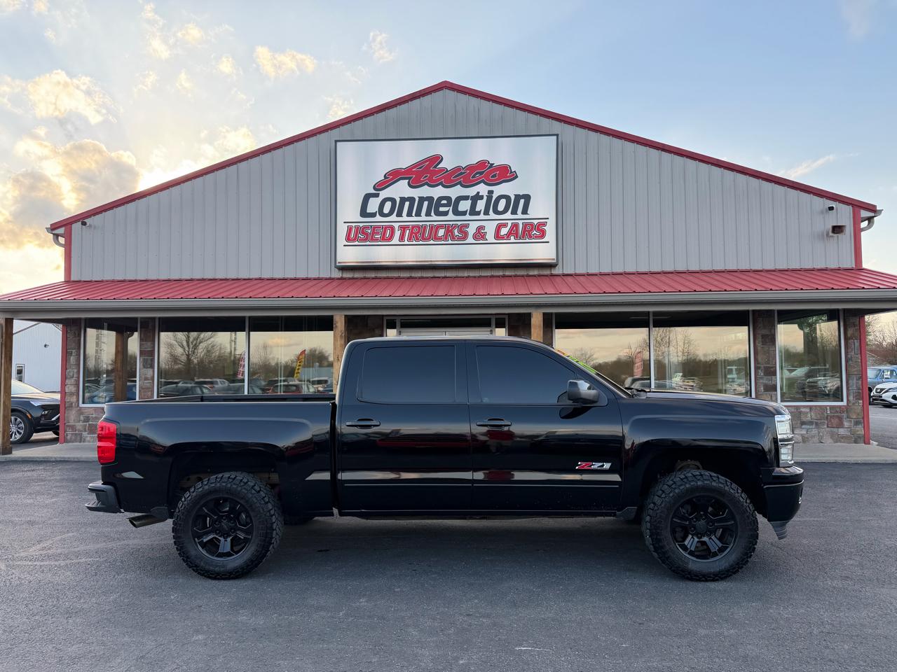 Chevrolet Silverado 1500 4WD Crew Cab 143.5" LTZ w/2LZ 2015
