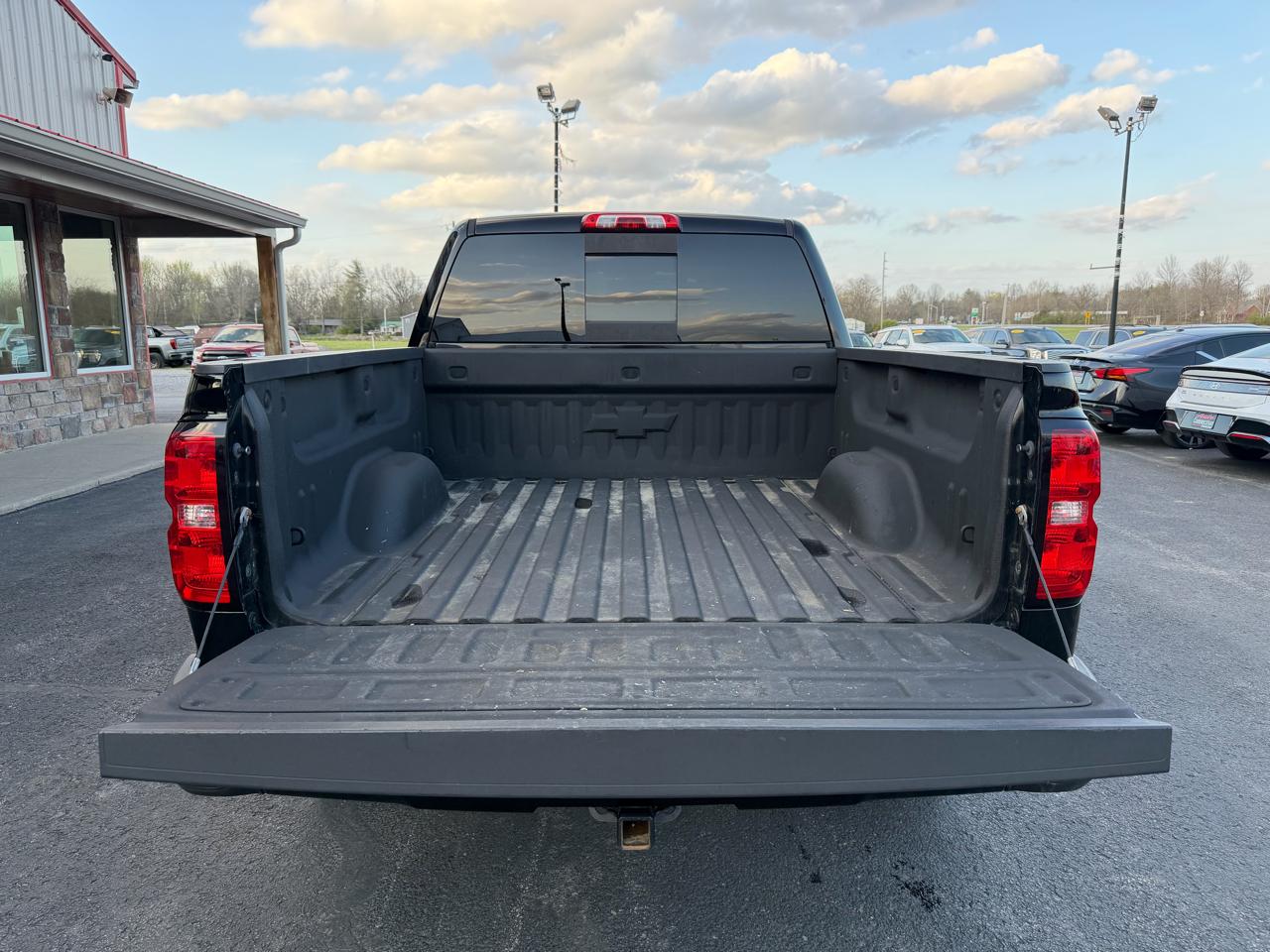 Chevrolet Silverado 1500 4WD Crew Cab 143.5" LTZ w/2LZ 2015