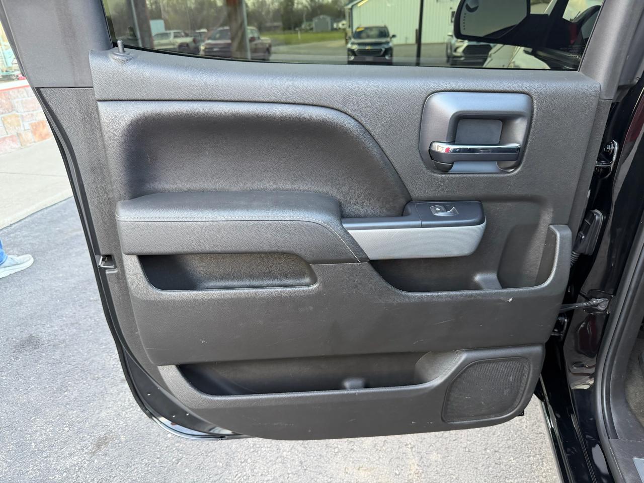 Chevrolet Silverado 1500 4WD Crew Cab 143.5" LTZ w/2LZ 2015