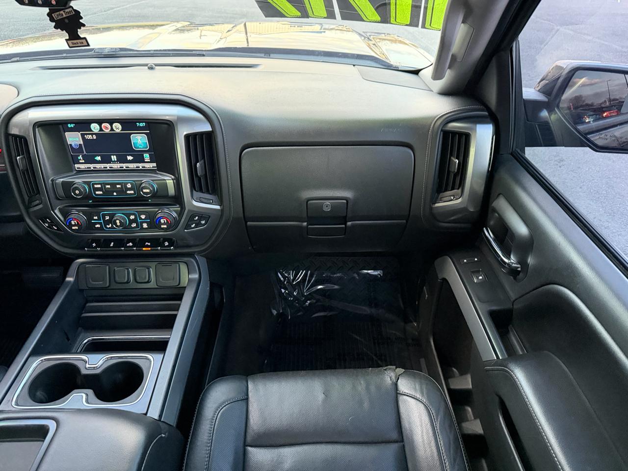 Chevrolet Silverado 1500 4WD Crew Cab 143.5" LTZ w/2LZ 2015