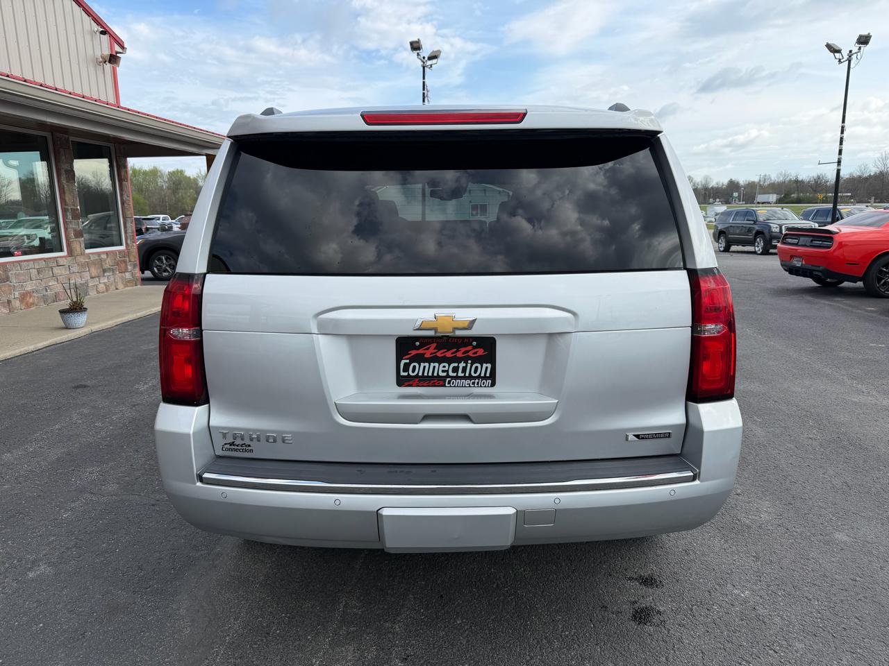 Chevrolet Tahoe 4WD 4dr Premier 2018