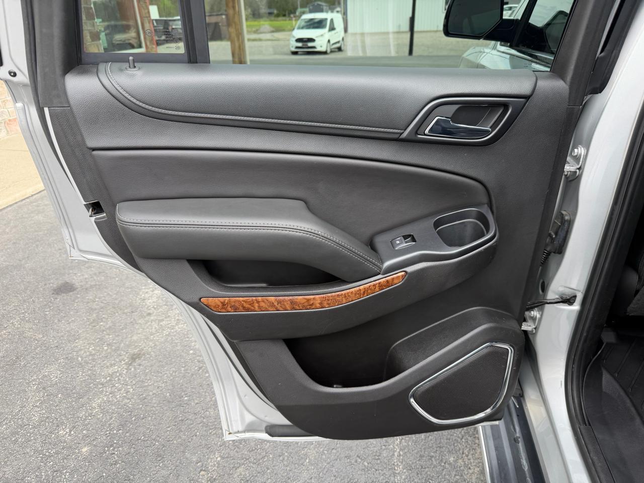 Chevrolet Tahoe 4WD 4dr Premier 2018