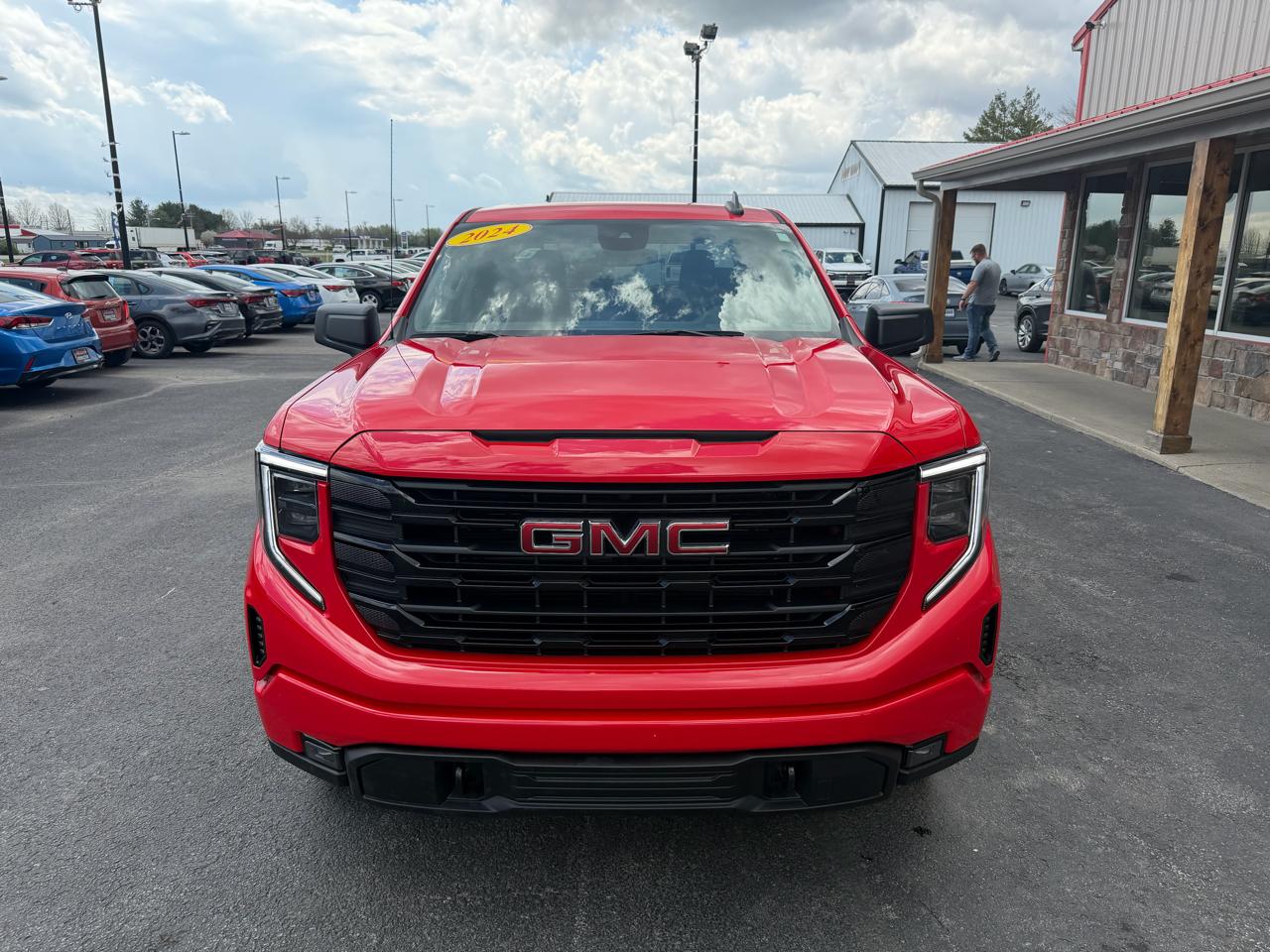 GMC Sierra 1500 4WD Crew Cab 147" Elevation w/3SB 2024