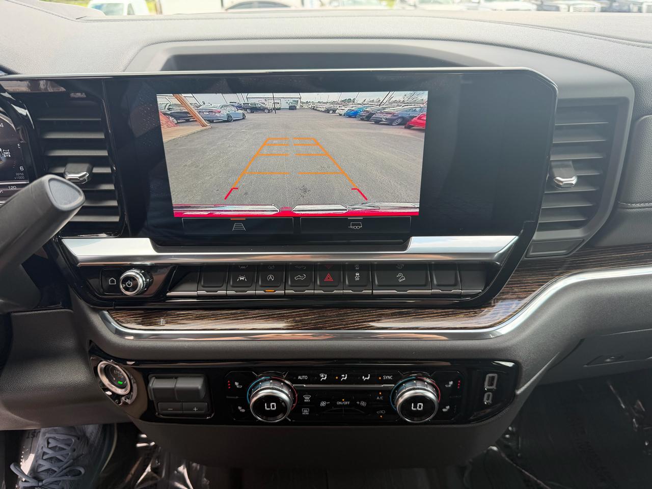 GMC Sierra 1500 4WD Crew Cab 147" Elevation w/3SB 2024