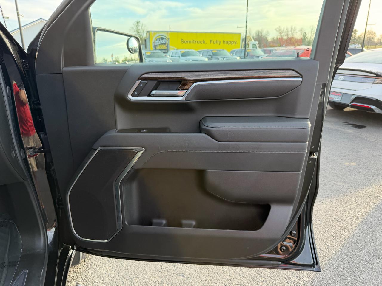 GMC Sierra 1500 4WD Double Cab 147" Elevation w/3VL 2025