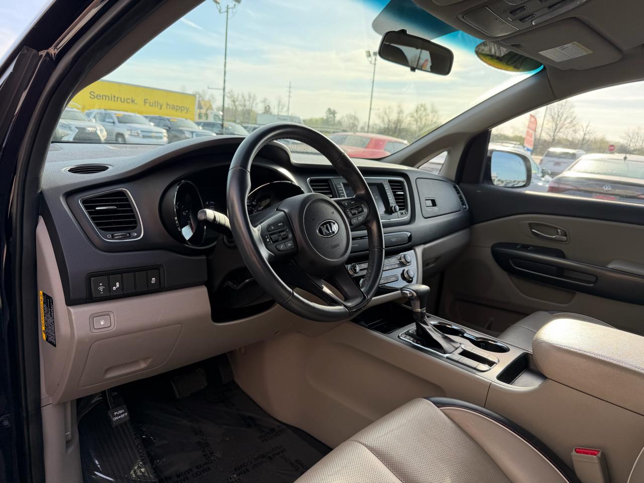 Kia Sedona EX FWD 2021