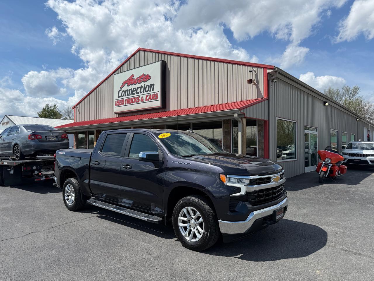 2022 Chevrolet Silverado 1500 4WD Crew Cab 147" LT w/1LT