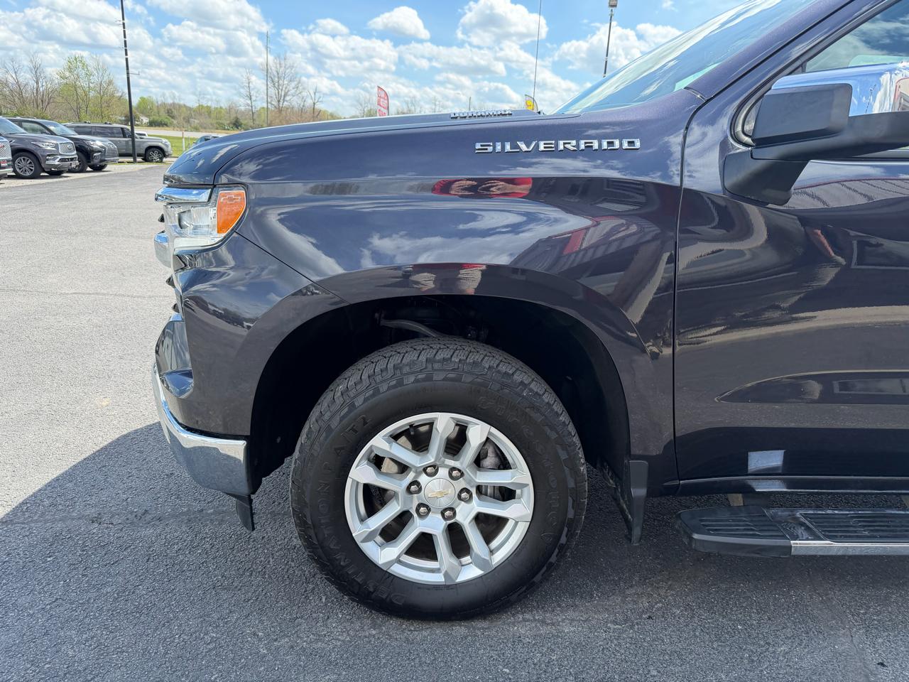 Chevrolet Silverado 1500 4WD Crew Cab 147" LT w/1LT 2022