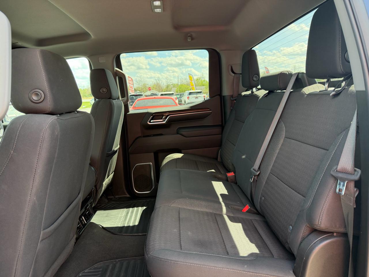 Chevrolet Silverado 1500 4WD Crew Cab 147" LT w/1LT 2022