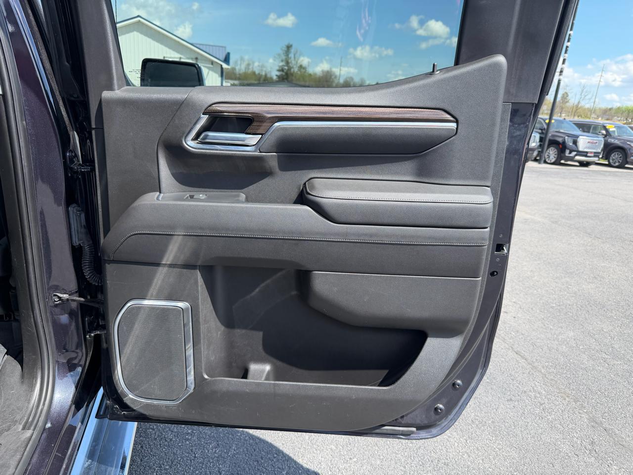 Chevrolet Silverado 1500 4WD Crew Cab 147" LT w/1LT 2022