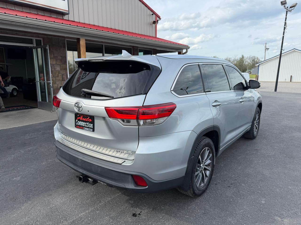 Toyota Highlander XLE V6 AWD (Natl) 2018
