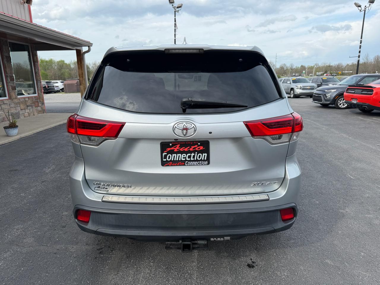 Toyota Highlander XLE V6 AWD (Natl) 2018