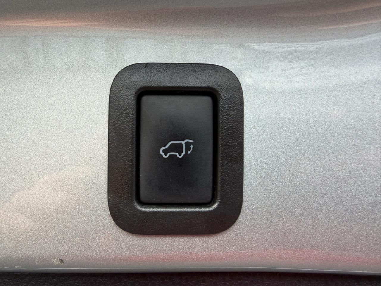 Toyota Highlander XLE V6 AWD (Natl) 2018