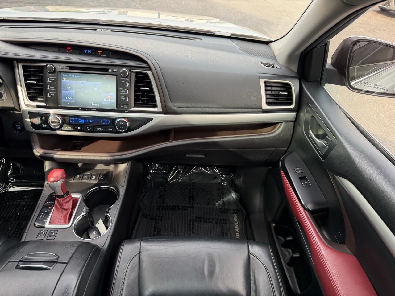 Toyota Highlander XLE V6 AWD (Natl) 2018