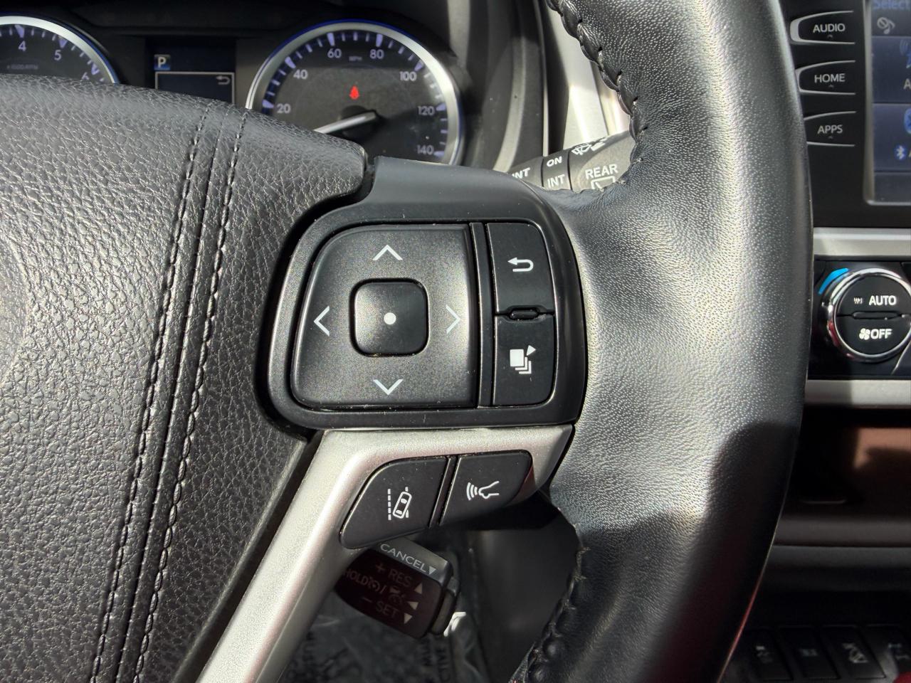 Toyota Highlander XLE V6 AWD (Natl) 2018