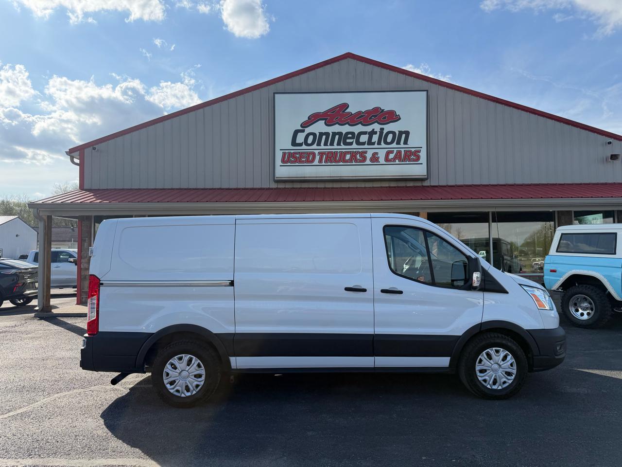 Ford Transit Cargo Van T-150 130" Low Rf 8670 GVWR RWD 2020