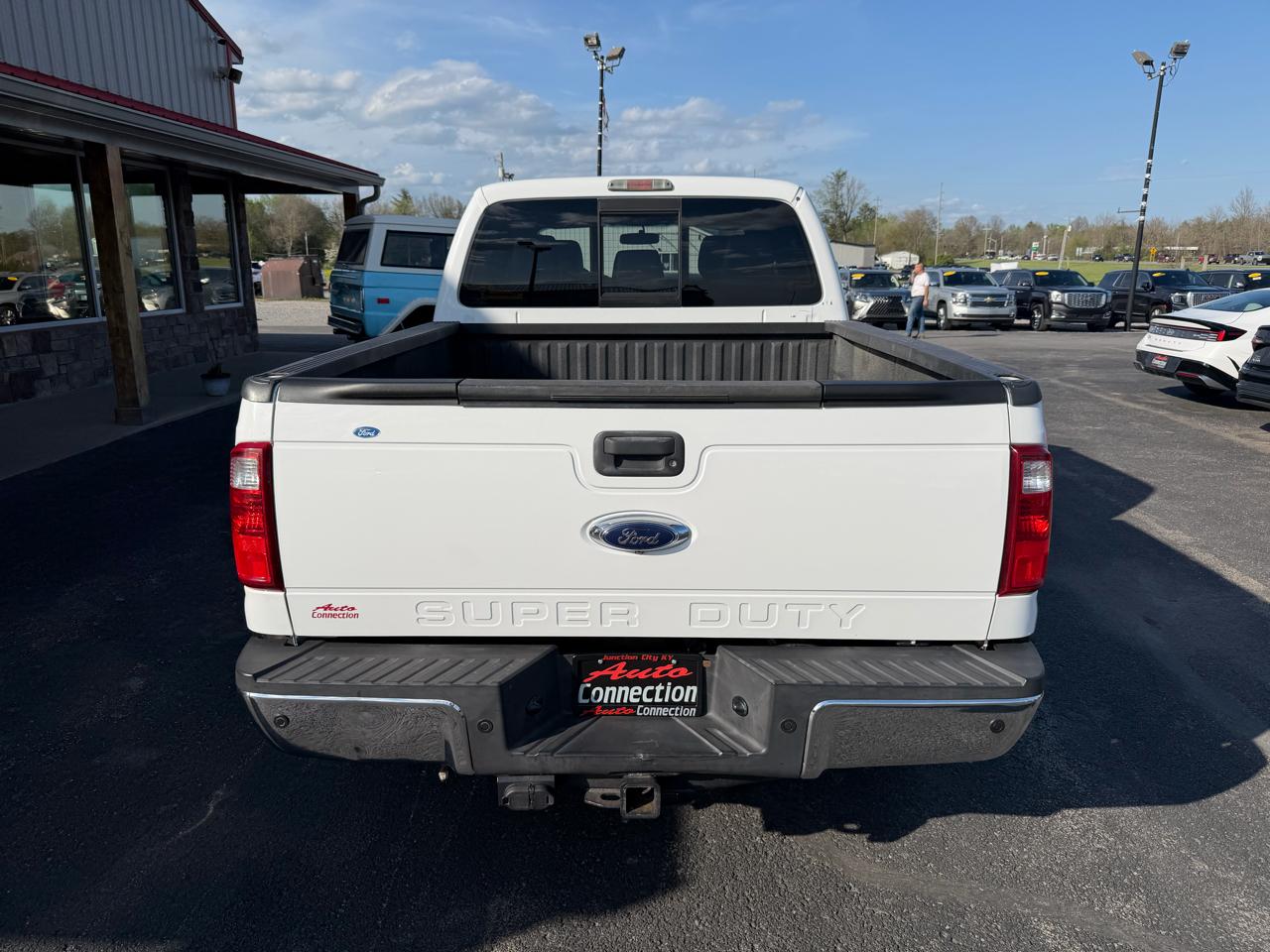 Ford Super Duty F-250 SRW 4WD Crew Cab 156" Lariat 2015