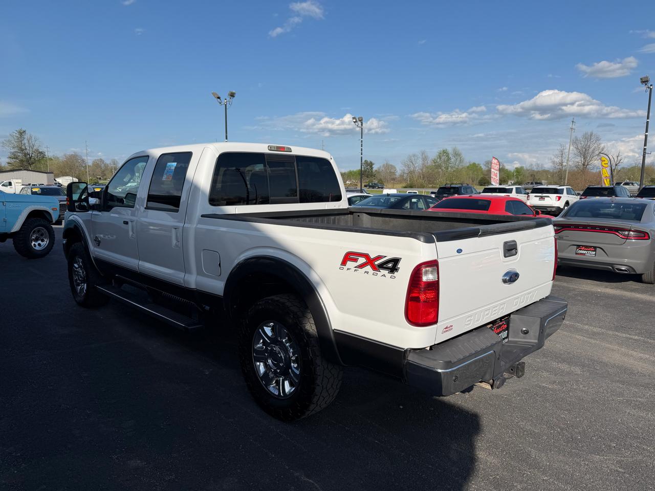 Ford Super Duty F-250 SRW 4WD Crew Cab 156" Lariat 2015