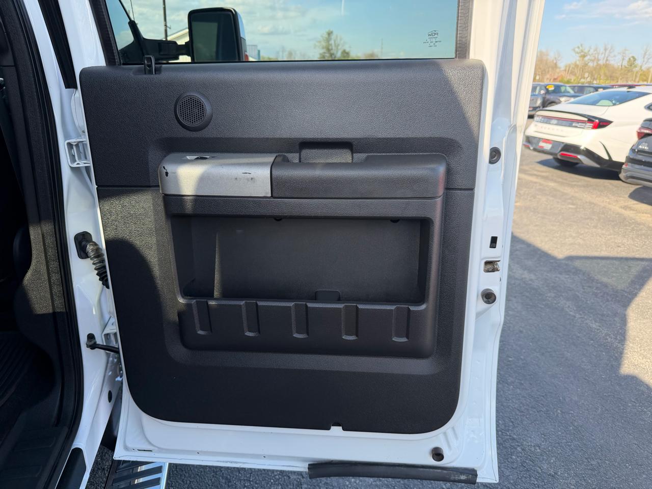 Ford Super Duty F-250 SRW 4WD Crew Cab 156" Lariat 2015