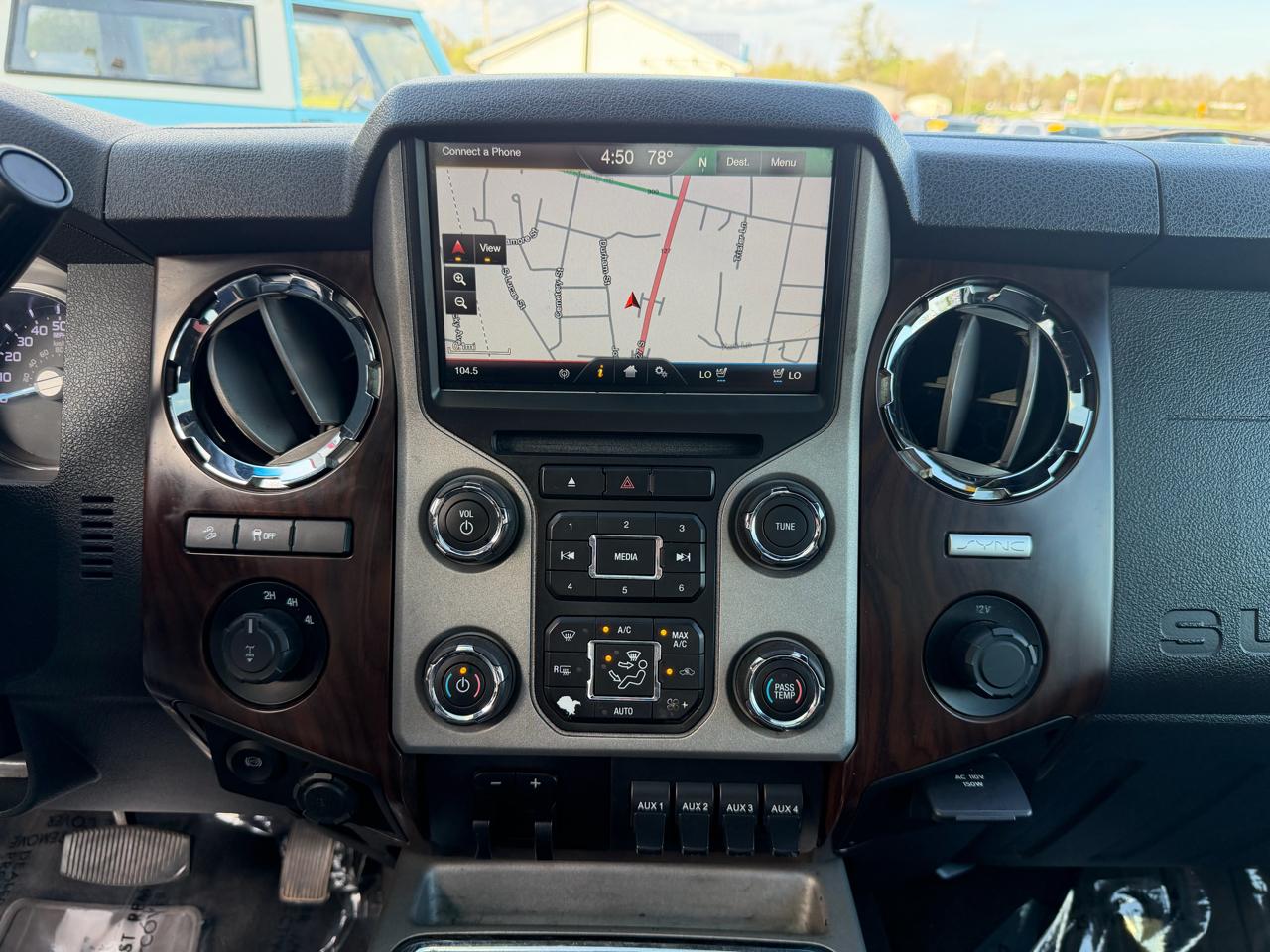 Ford Super Duty F-250 SRW 4WD Crew Cab 156" Lariat 2015