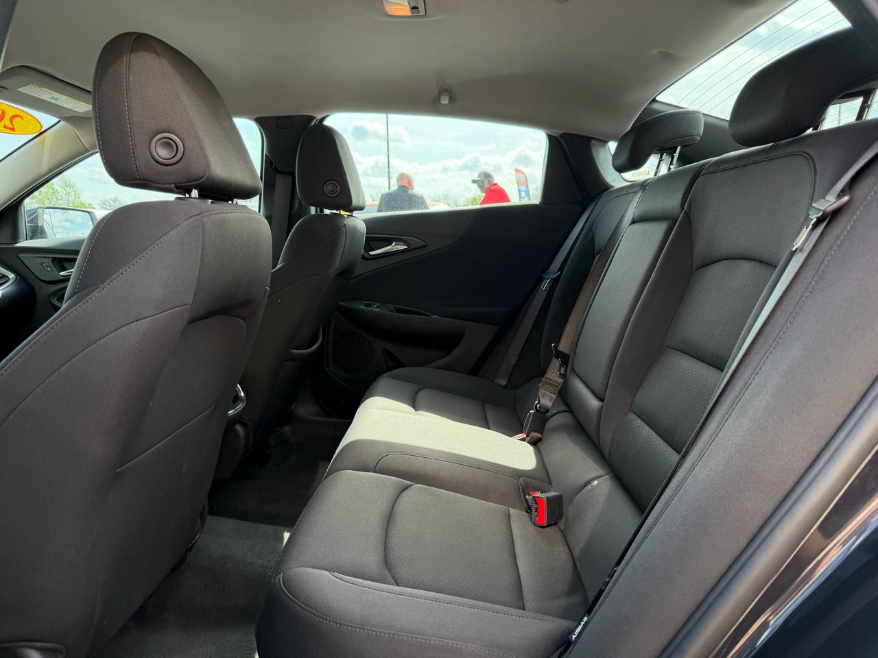 Chevrolet Malibu 4dr Sdn 1LT 2023