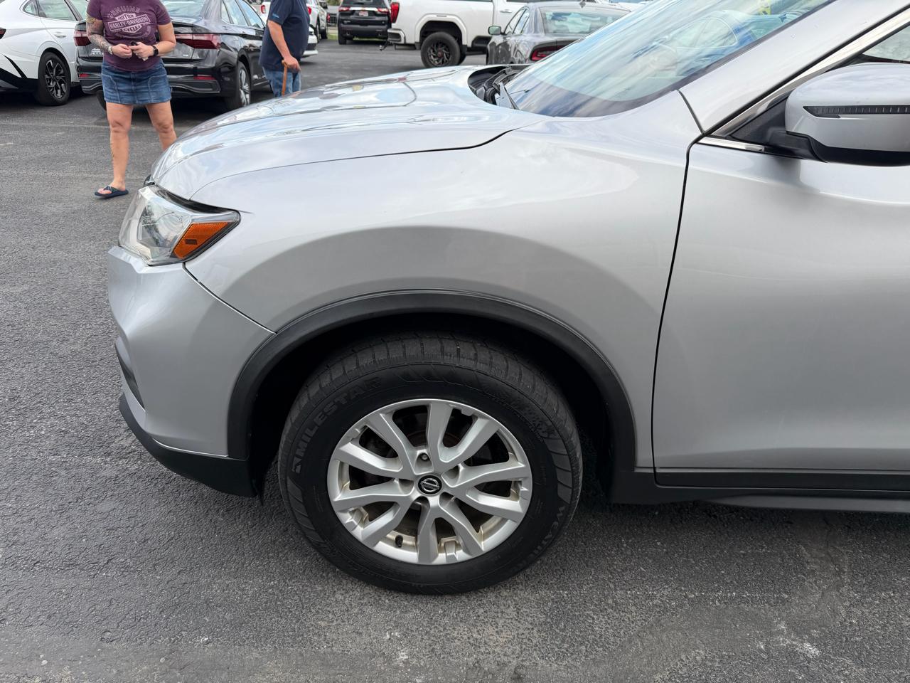 Nissan Rogue AWD SV 2020