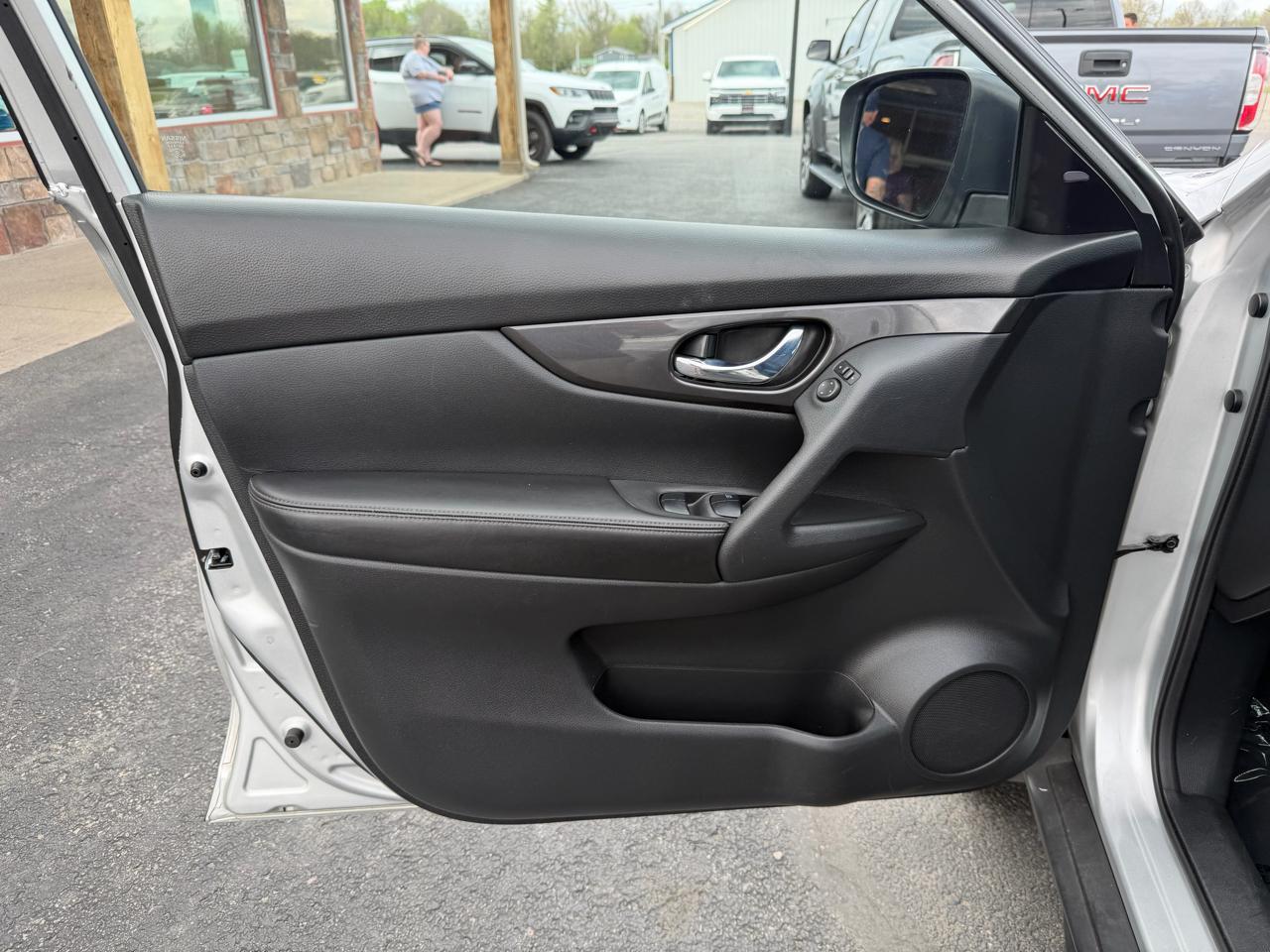 Nissan Rogue AWD SV 2020