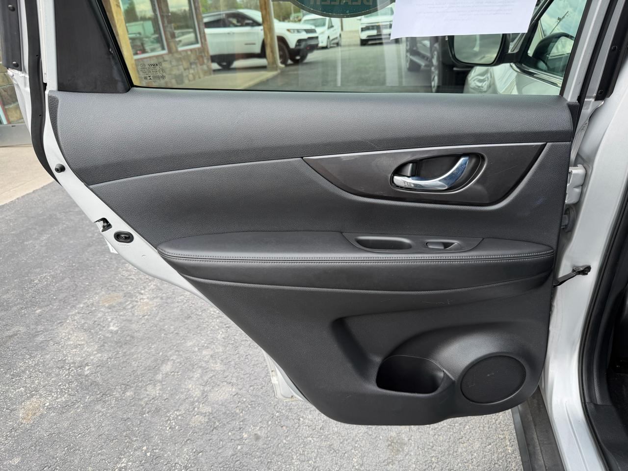 Nissan Rogue AWD SV 2020