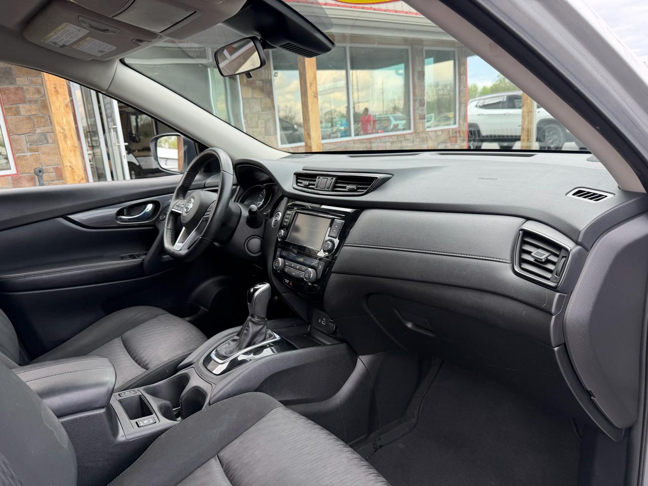 Nissan Rogue AWD SV 2020