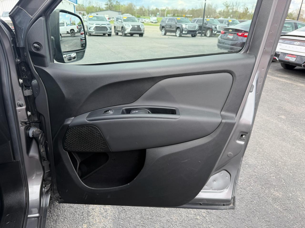 RAM ProMaster City Cargo Van Tradesman Van 2022