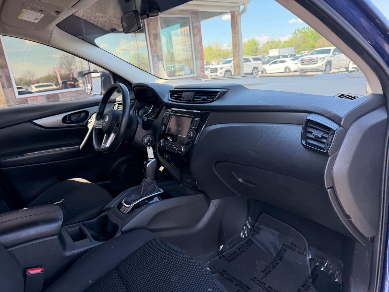 Nissan Rogue Sport FWD S 2019