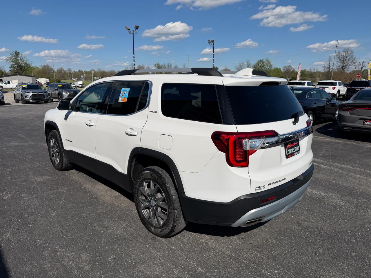 GMC Acadia AWD 4dr SLE 2023