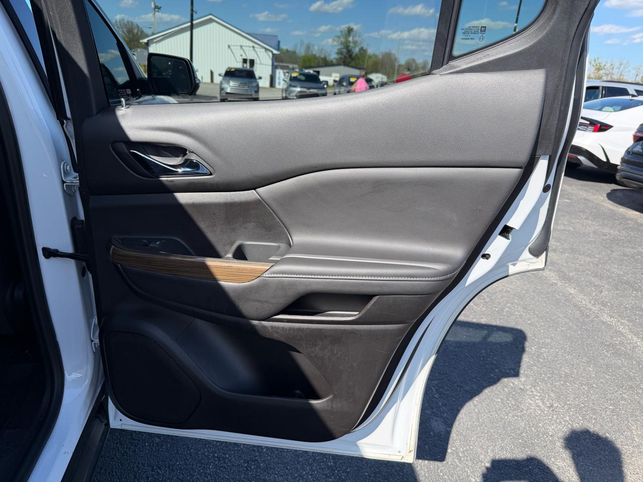 GMC Acadia AWD 4dr SLE 2023