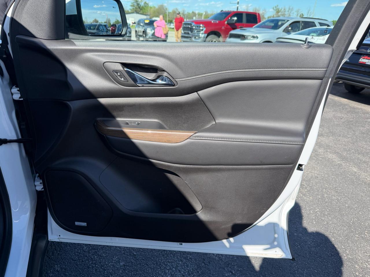 GMC Acadia AWD 4dr SLE 2023