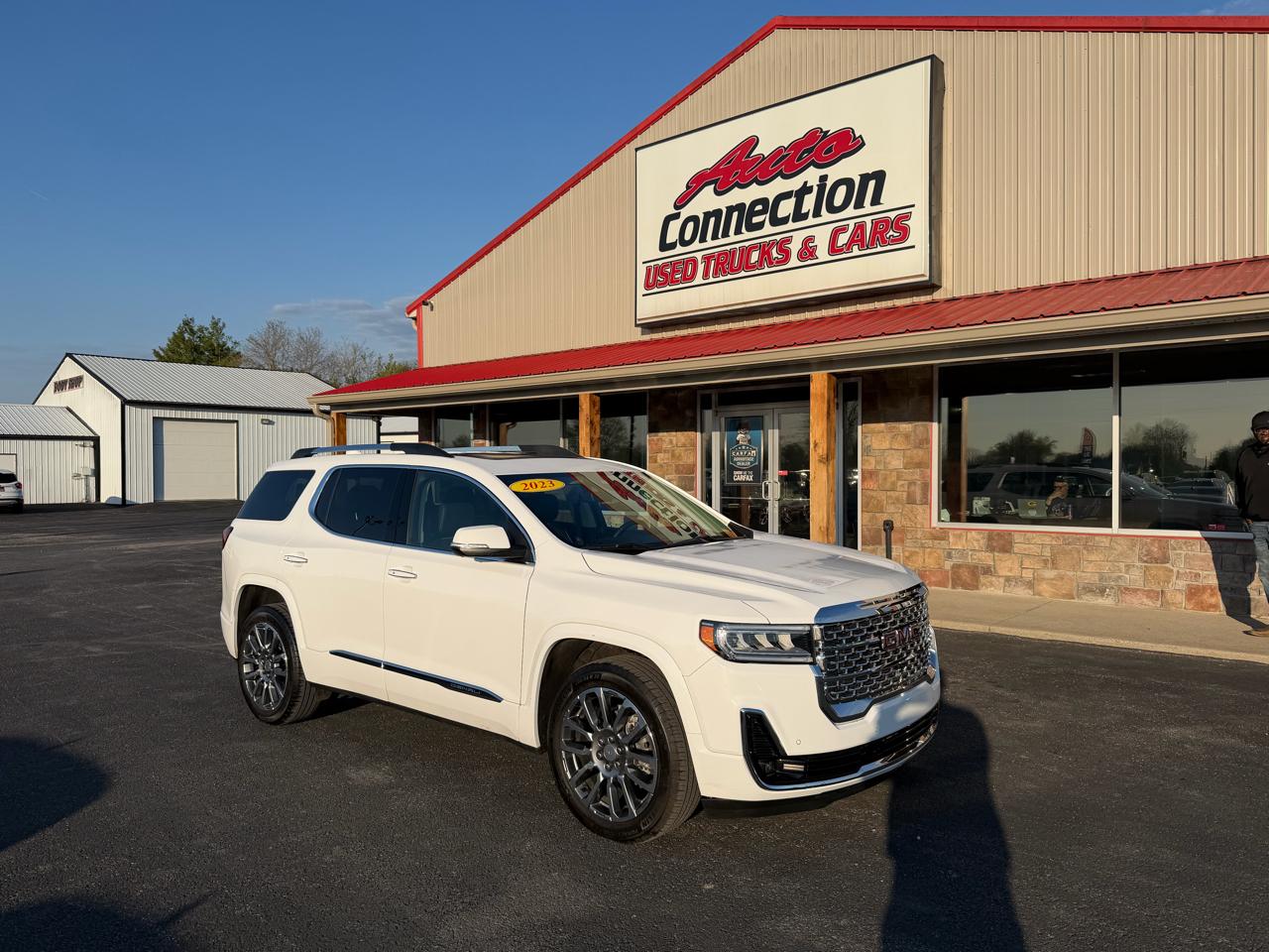 2023 GMC Acadia AWD 4dr Denali
