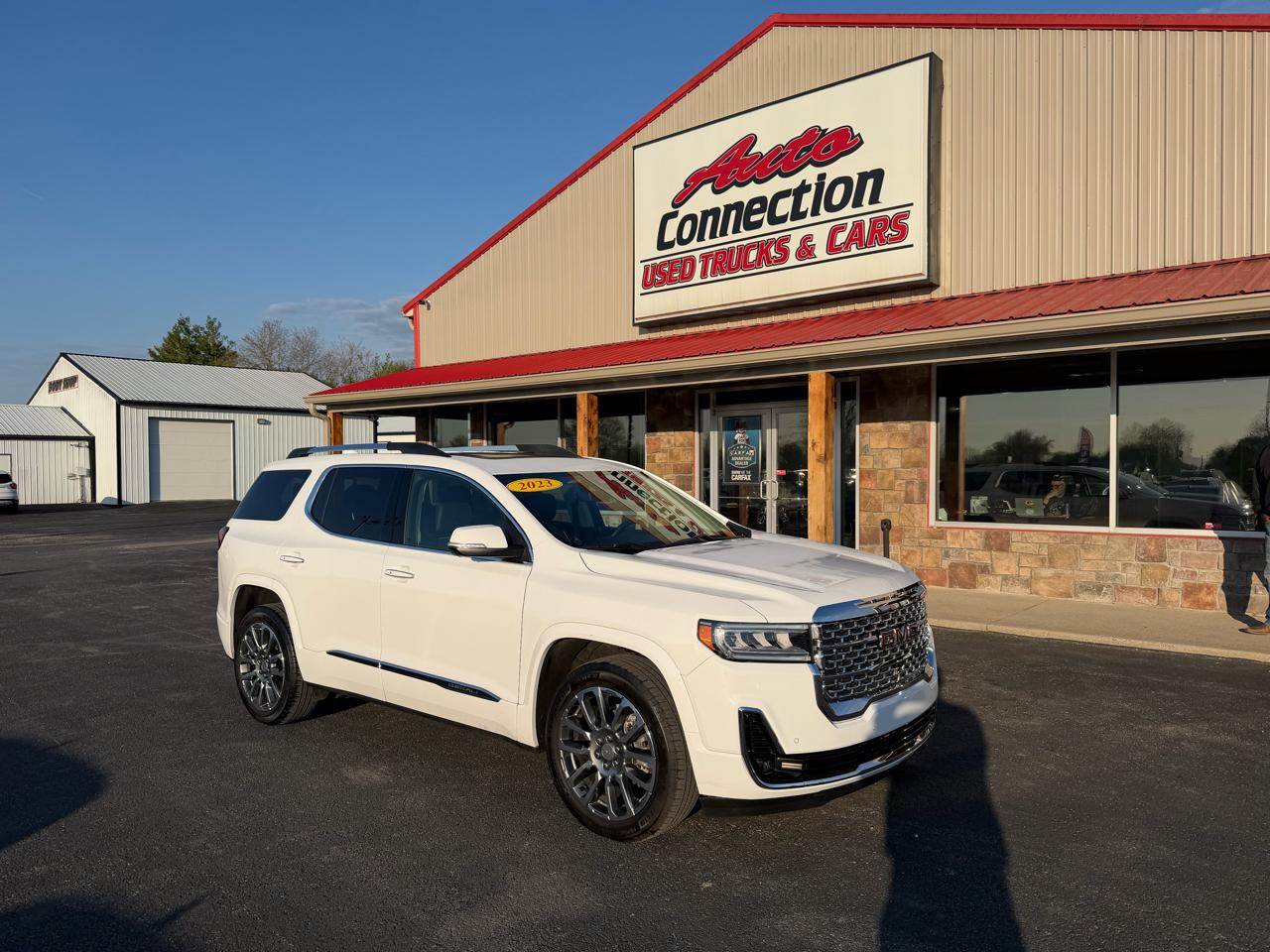 GMC Acadia AWD 4dr Denali 2023