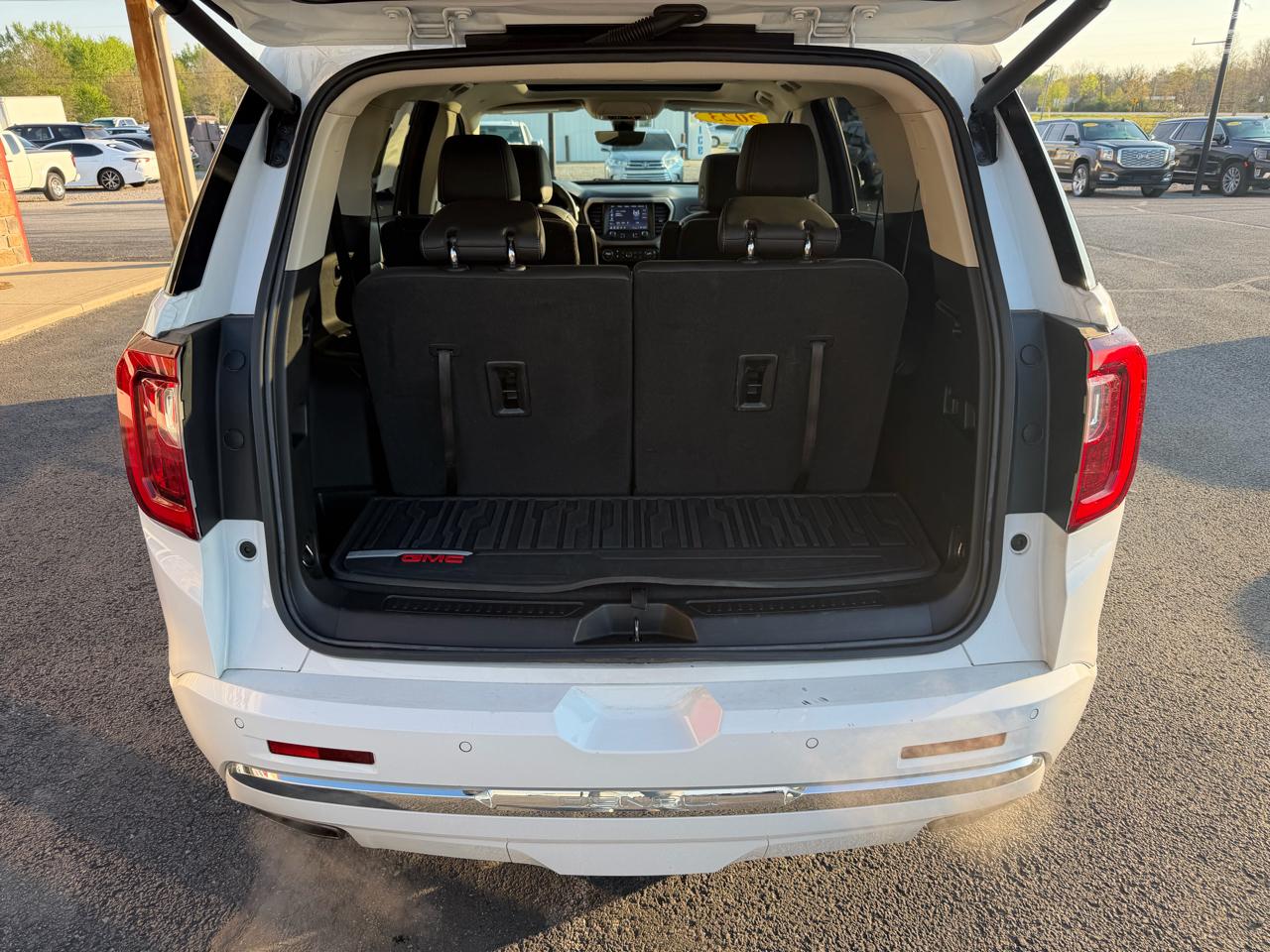 GMC Acadia AWD 4dr Denali 2023