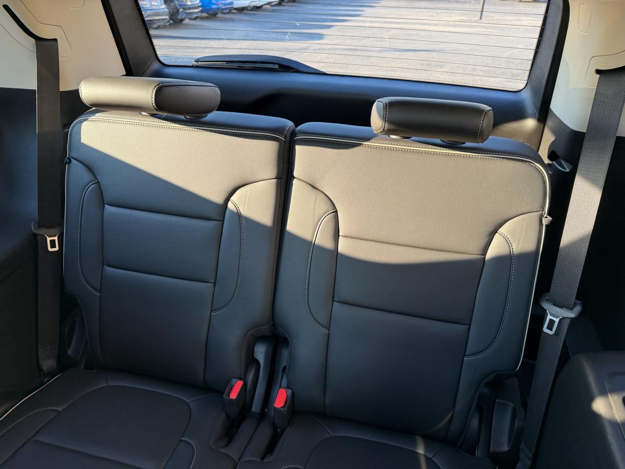 GMC Acadia AWD 4dr Denali 2023