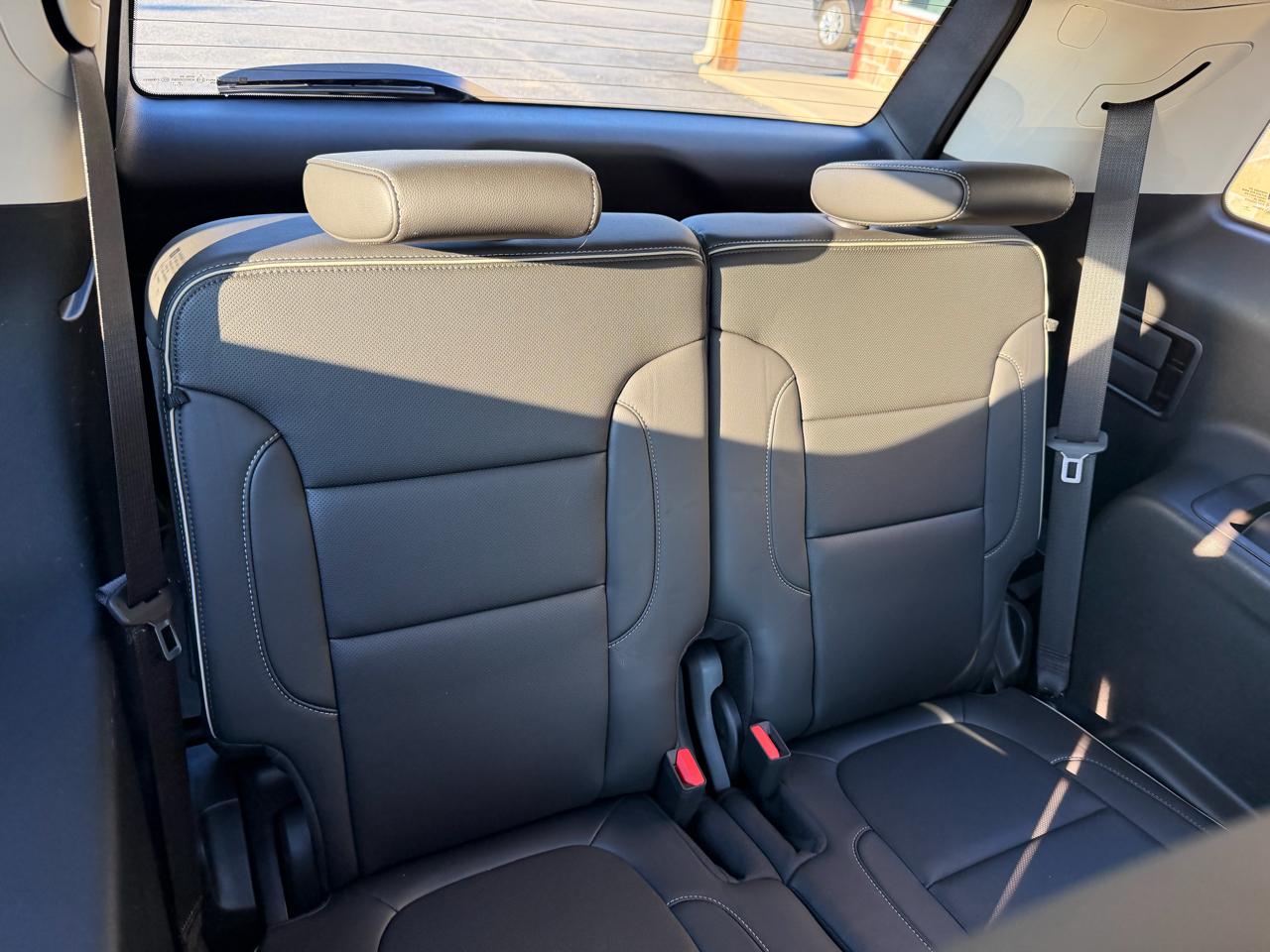 GMC Acadia AWD 4dr Denali 2023