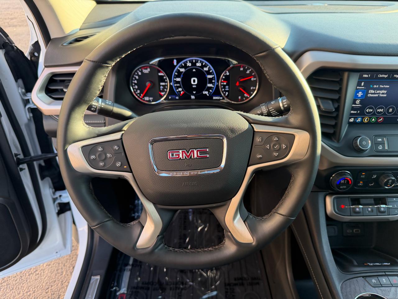 GMC Acadia AWD 4dr Denali 2023