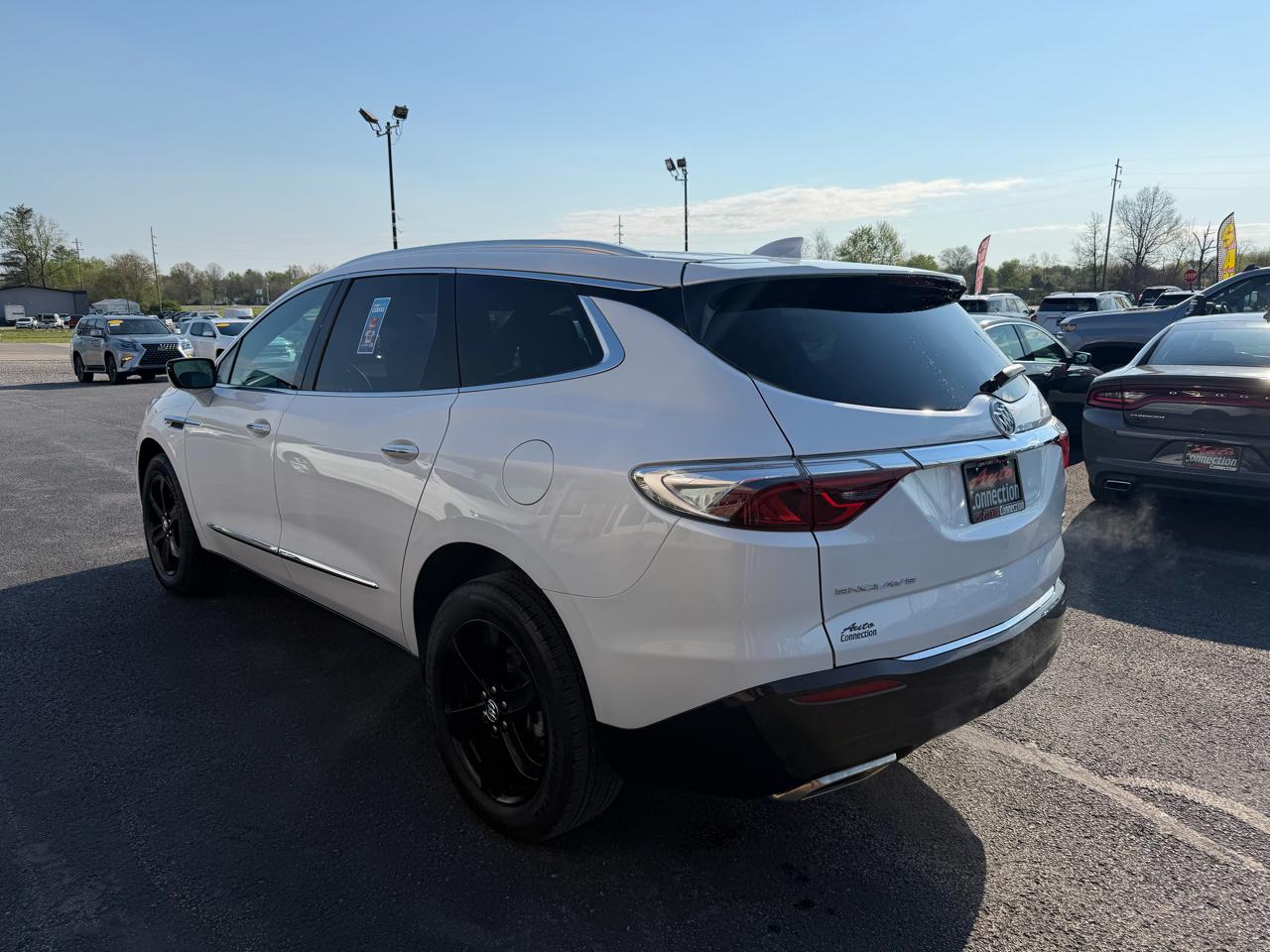 Buick Enclave FWD 4dr Essence 2024