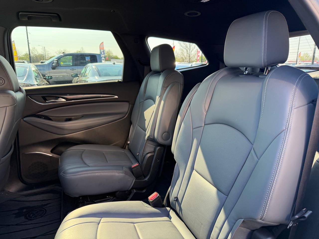 Buick Enclave FWD 4dr Essence 2024