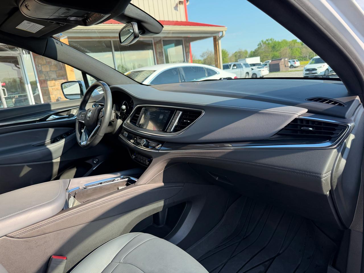 Buick Enclave FWD 4dr Essence 2024