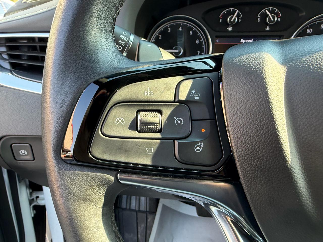 Buick Enclave FWD 4dr Essence 2024