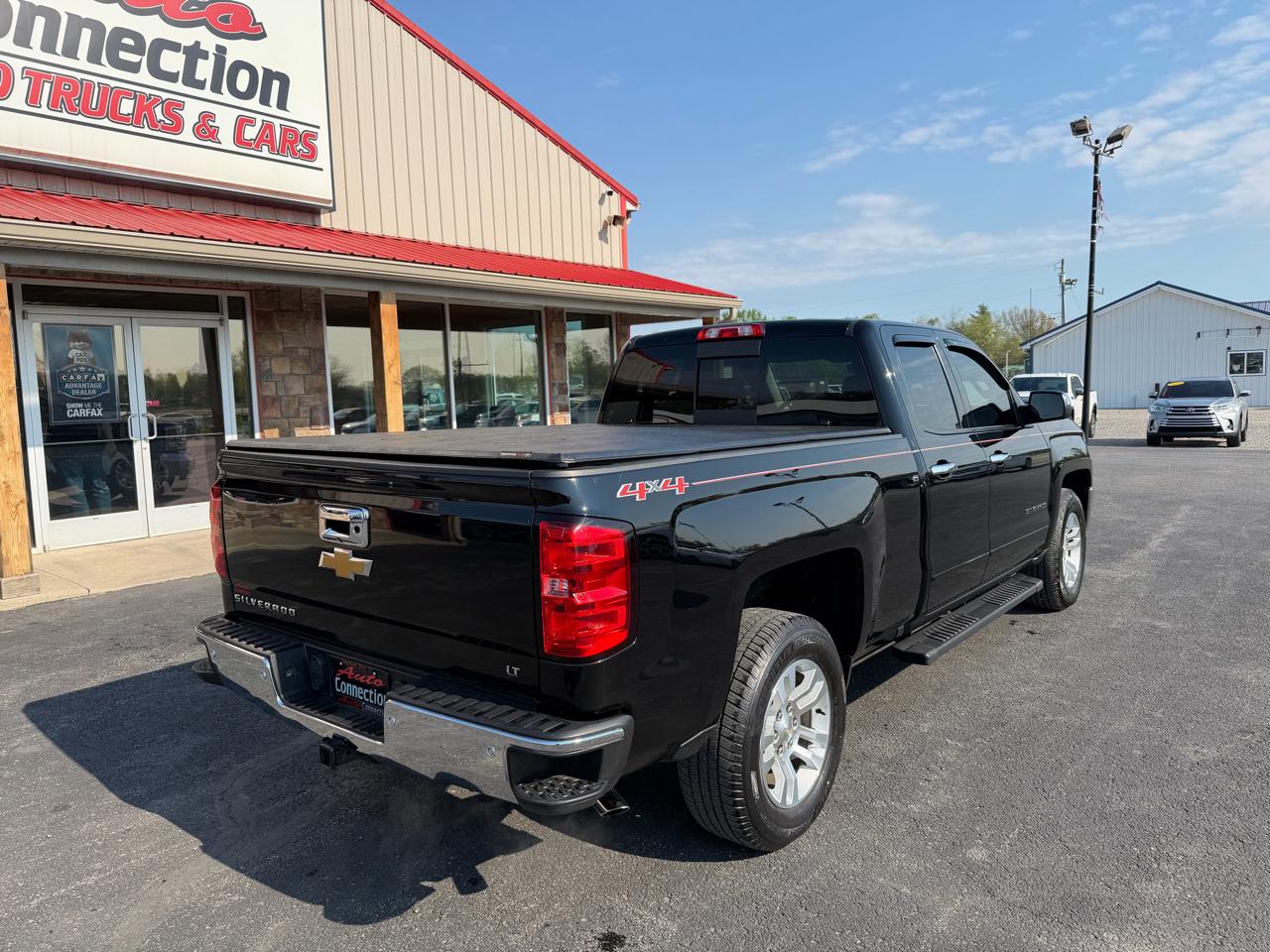 Chevrolet Silverado 1500 4WD Double Cab 143.5" LT w/1LT 2017