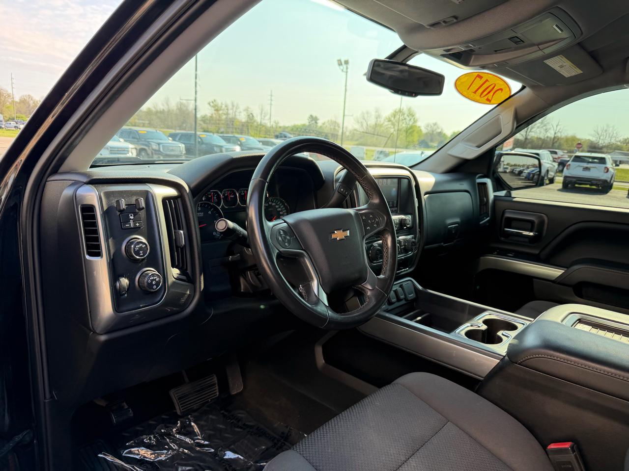 Chevrolet Silverado 1500 4WD Double Cab 143.5" LT w/1LT 2017