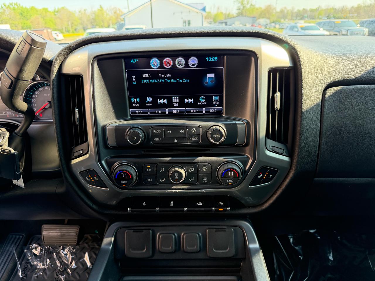 Chevrolet Silverado 1500 4WD Double Cab 143.5" LT w/1LT 2017